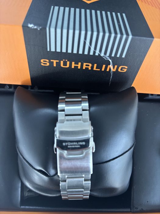 Ceas Stuhtling la cutie