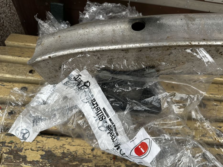 Задна греда броня Мерцедес R class Mercedes