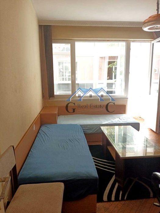 Дава се под наем  в Варна, Общината - 18 кв.м за 179.52 € - Снимка #1