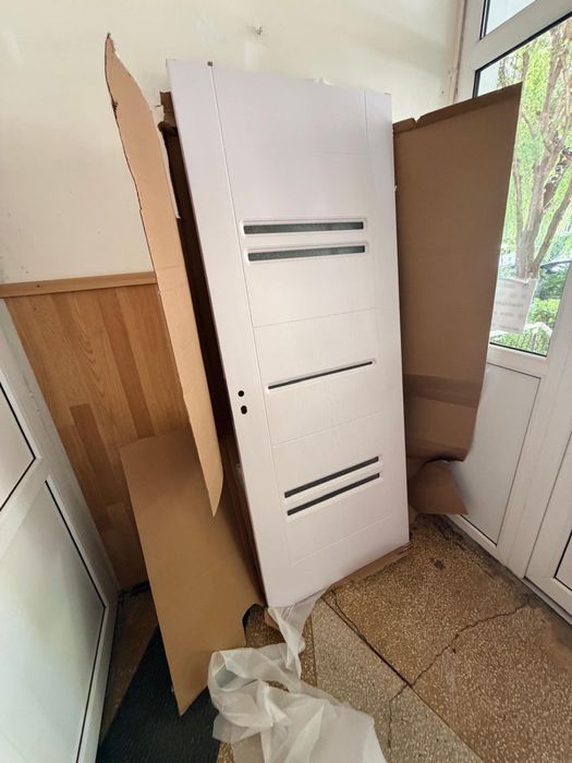 Usi interior noi