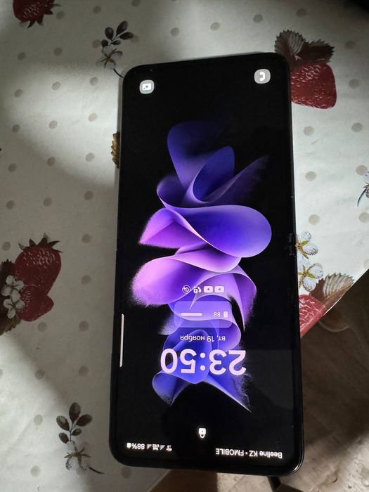 Продам Z flip 3 256 gb