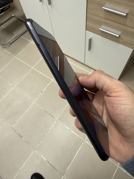 Realme C21 3/32gb - отличен