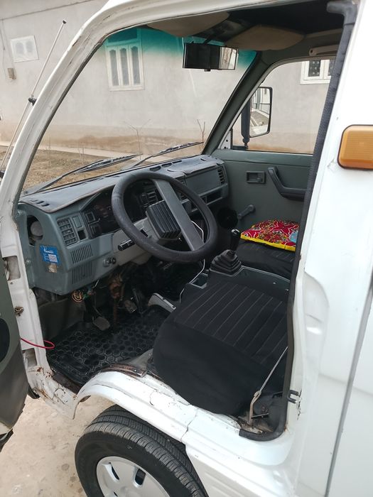 Дамас 1999 йил сотилади