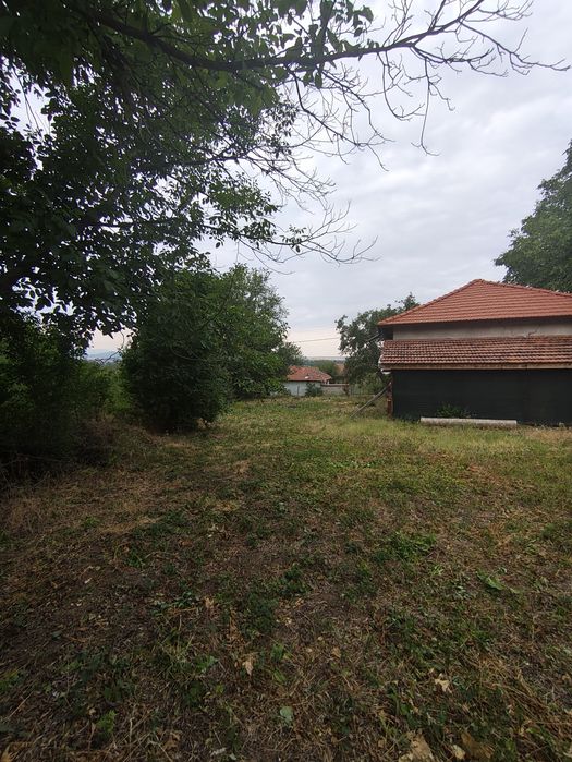 Продавам къща Долно Белотинци