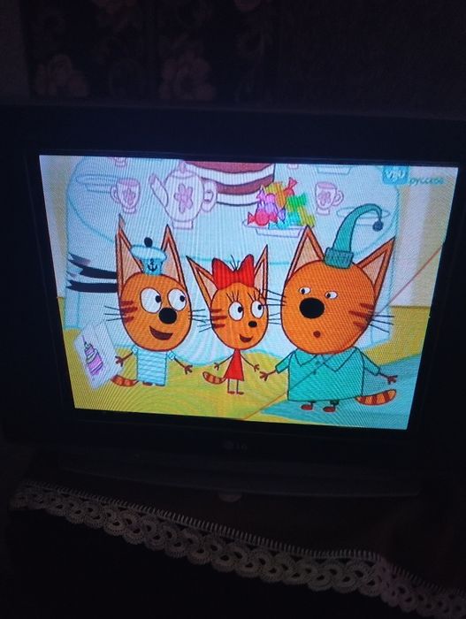 Продам Телевизор lg