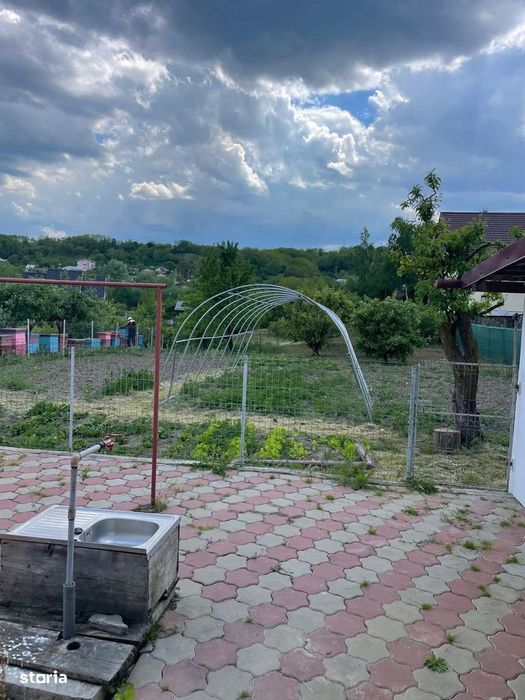 Casa parter,Margineni-centru,teren 1366 mp