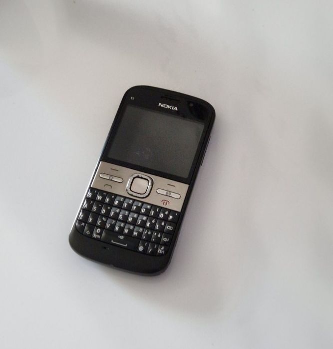 Telefon Nokia cu touchscreen