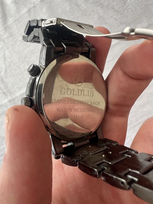 Часы GOLDLIS кварцевые