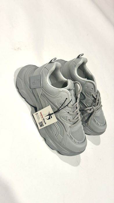 Дамски маратонки