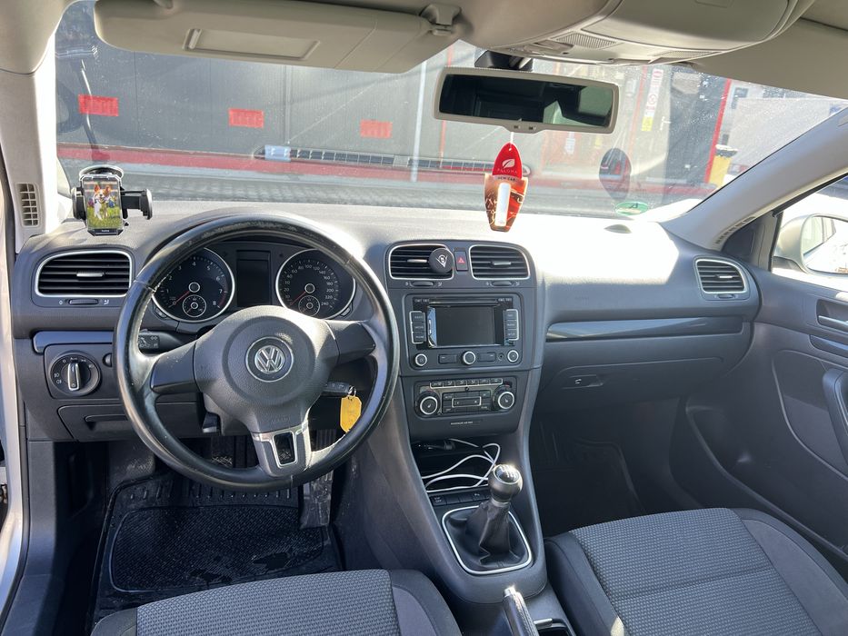 PROPIETAR WV Golf6 Clima 2 zone Navi Scaune incalzite Pilot autonat