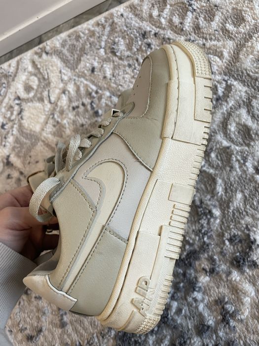 Adidasi nike pixel nr 35