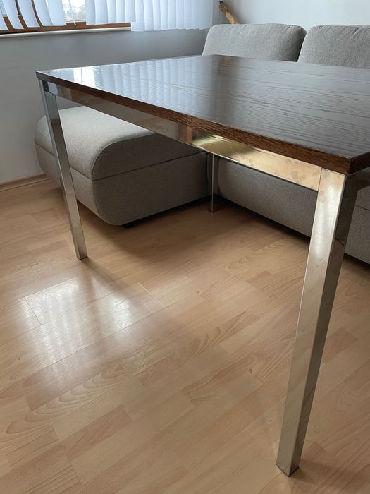 Трапезна маса с 4 стола