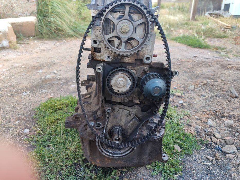 Логан 1.4  Галовка