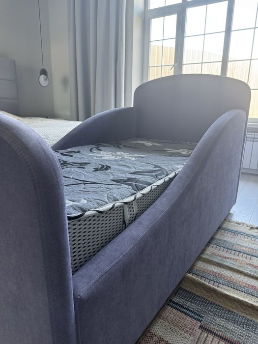 Кровать детская