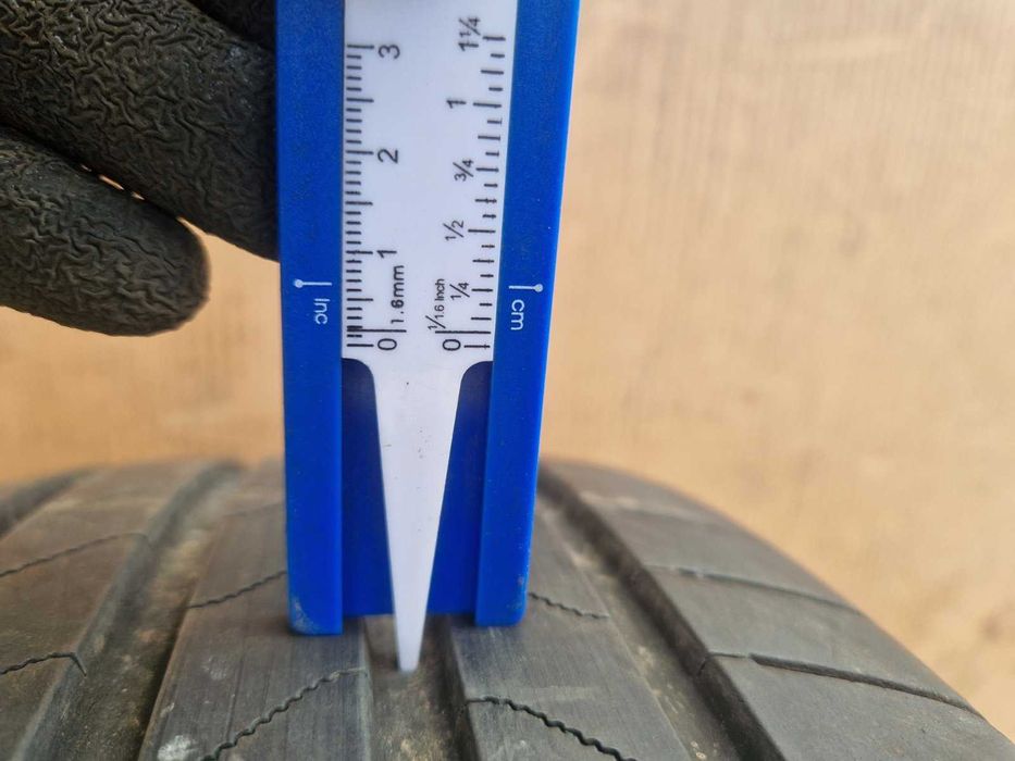 2 Bridgestone R17 215/55 Летни гуми  DOT5022