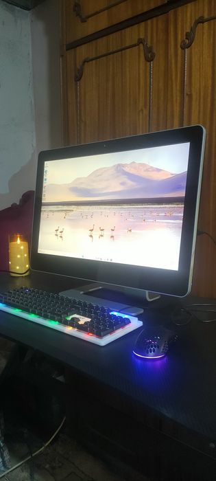 All in one i7 , 16GB Ram, 256 GB SSD, 24 inch