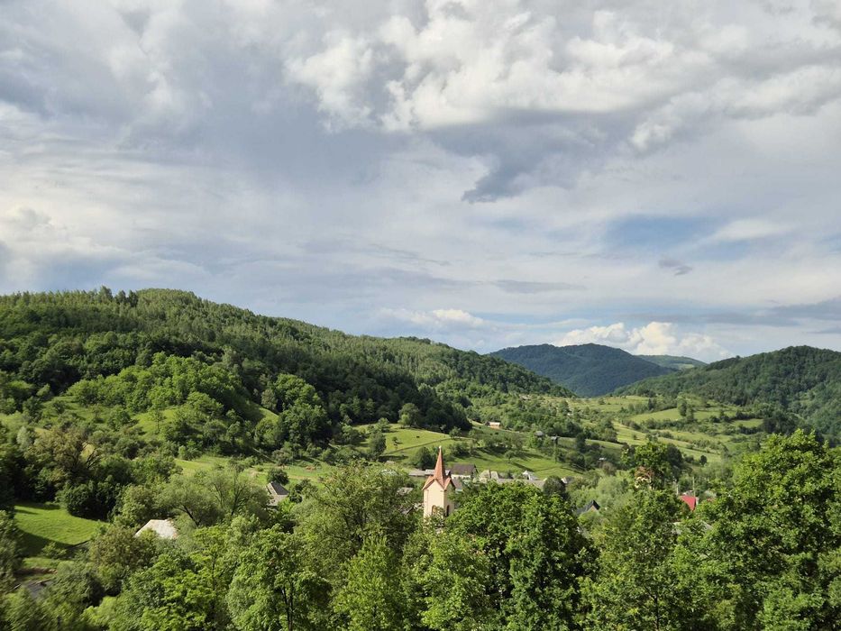 teren de vanzare slatioara (com stramtura)