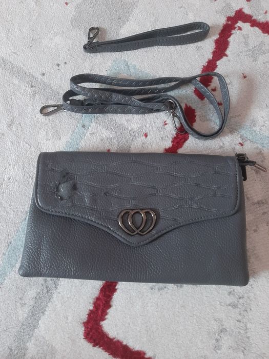 Продаю женский клатч