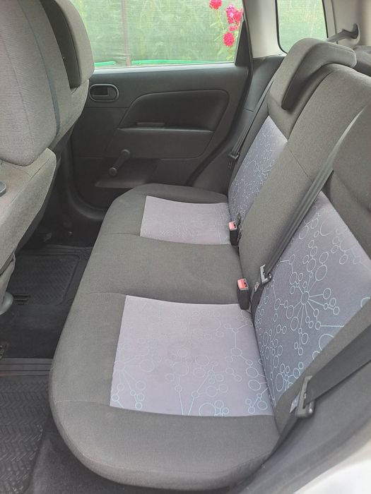 FORD Fiesta Fuja