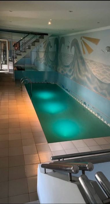 На Ивлева продам дом можно по гостиницу, офис, клиника, лет.сад