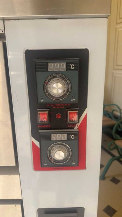 Профессиональная пекарская электрическая печь HTD-90 (3-х ярусная)