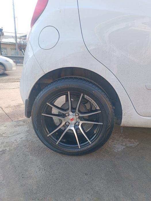 Vossen Diska Balon XXR Stil 195 55 R15 Holati Ideal