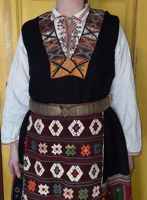 Автентична тракийска носия