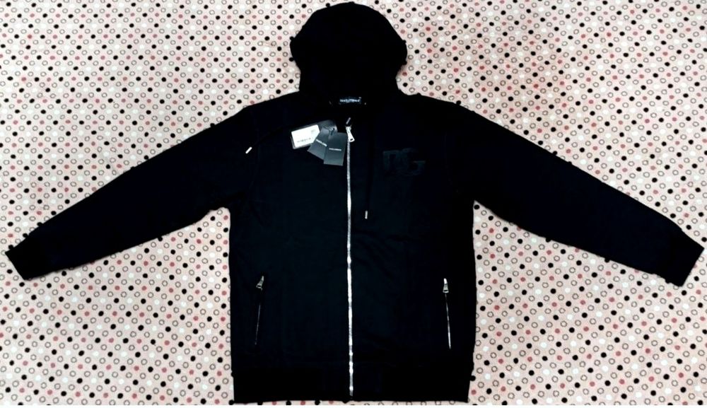 Vând hanorac nou de bărbați