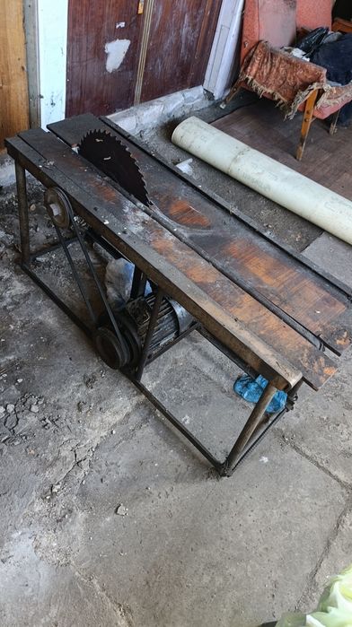 Пилорама циркулярка.
