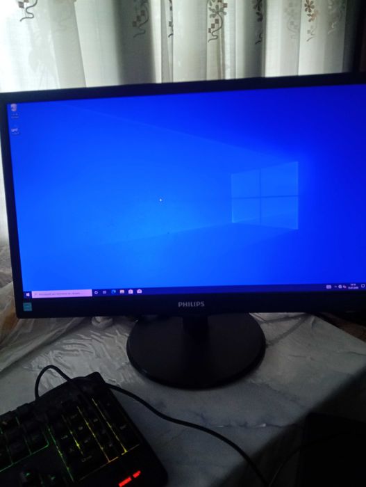 Calculator + Monitor ieftin