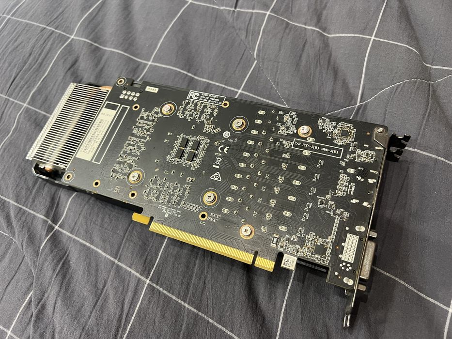 RTX 2070 Zotac, трехкулерный