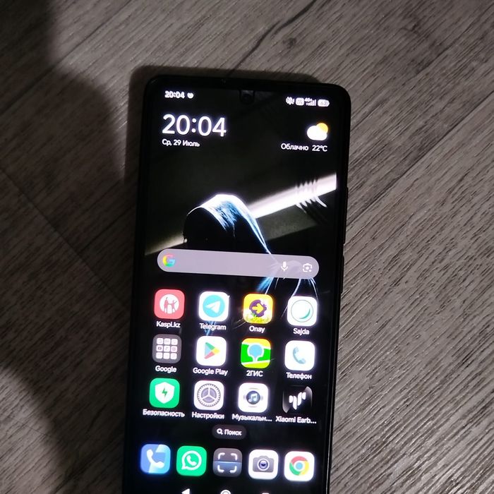 Продам Redmi 13pro 8/ 256 гб.