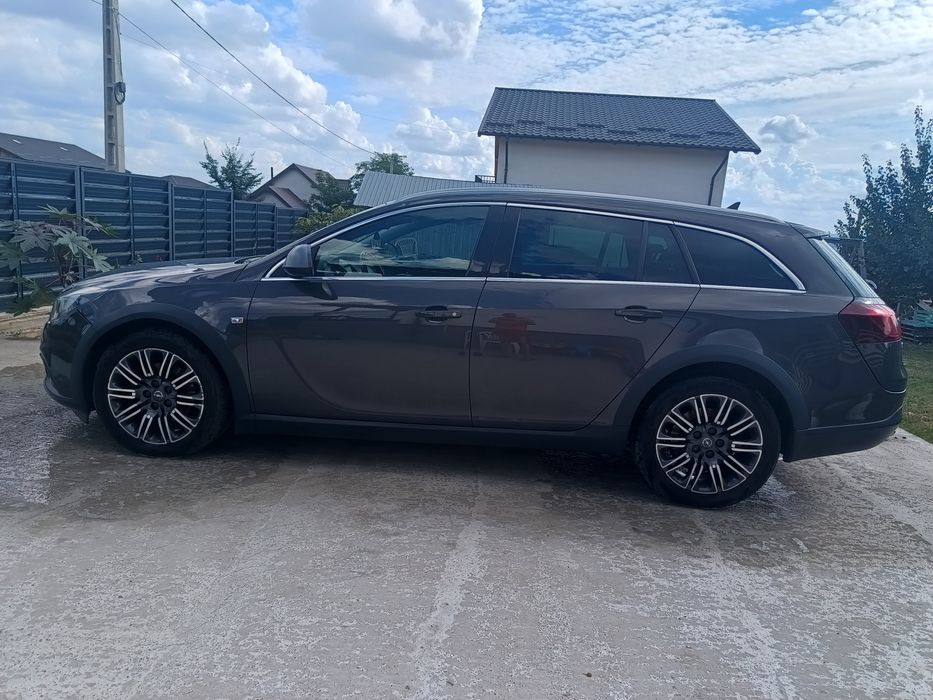 Opel insignia 2014 4*4 163 cp 2000 dizel