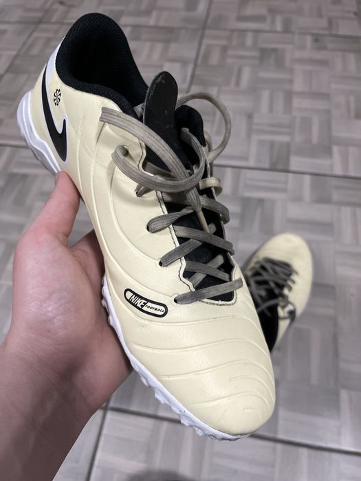 Adidași sport sintetic nike tiempo legend 9