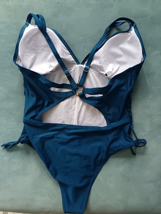 Нов цял бански в пастелено син цвят,р-р L