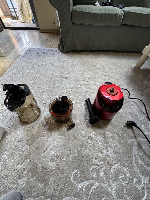 Vand storcator cu presare la rece MYRIA