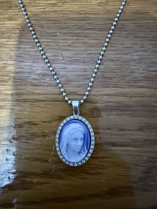 Lant de argint cu medalion Fecioara Maria