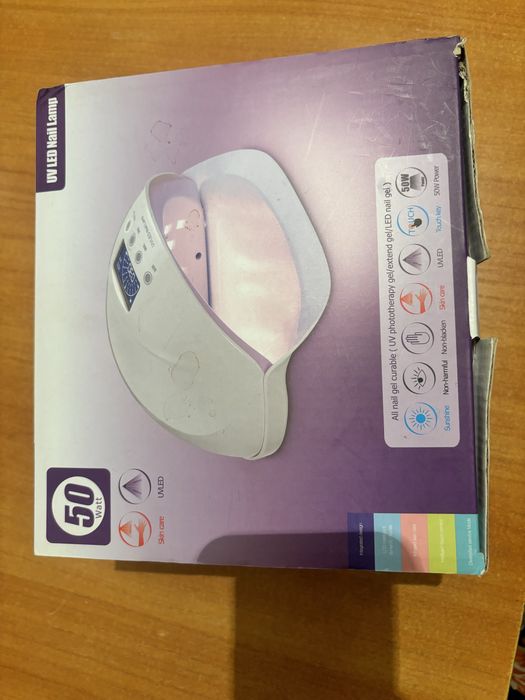 Продаю лампу для гель лака