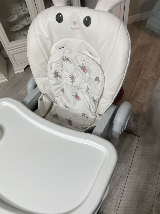 Продам столик для кормления