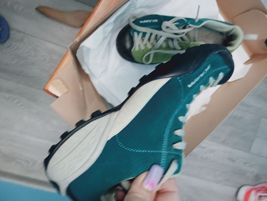 Adidași Scarpa originali