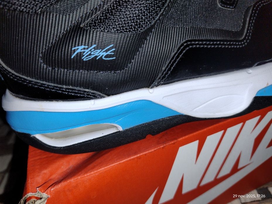 Adidași Jordan Stay loyal 3