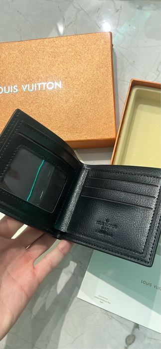 Set Curea si portofel LV