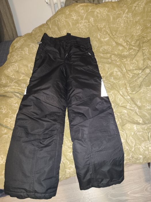 Pantaloni de schi