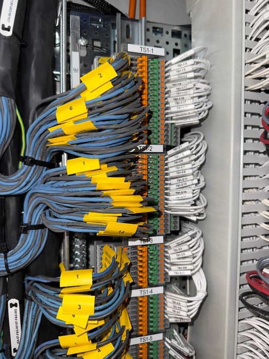 Proiectare și executie instalații electrice | High Efficiency SRL