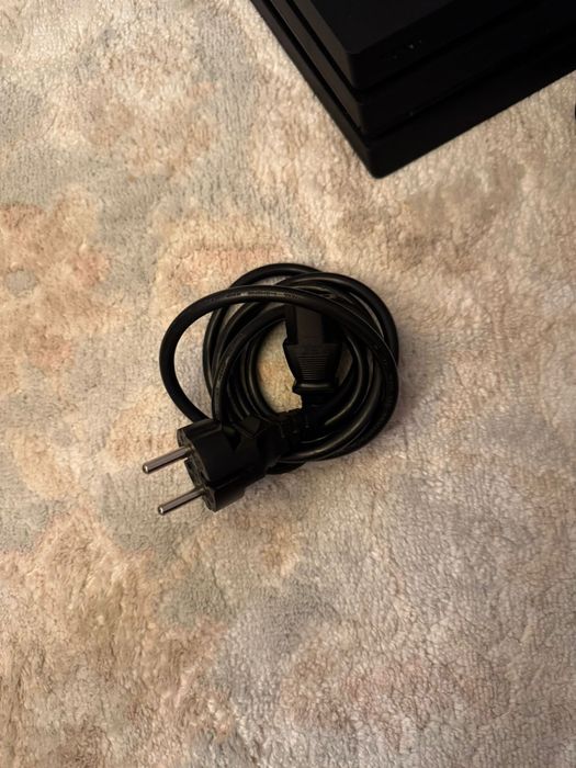 Ps 4 pro идеальное состояние