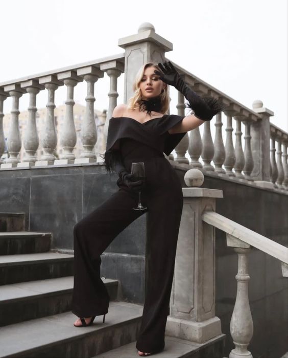 Комбинезон вечерний 46рр