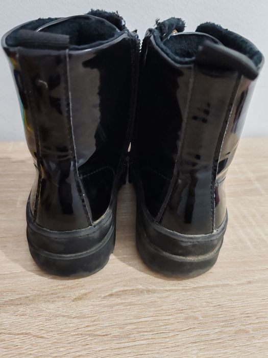 Ghete lac mărime 26 h&m