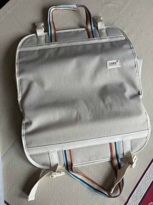 Organizator scaun auto multifunctional Zara pentru copii