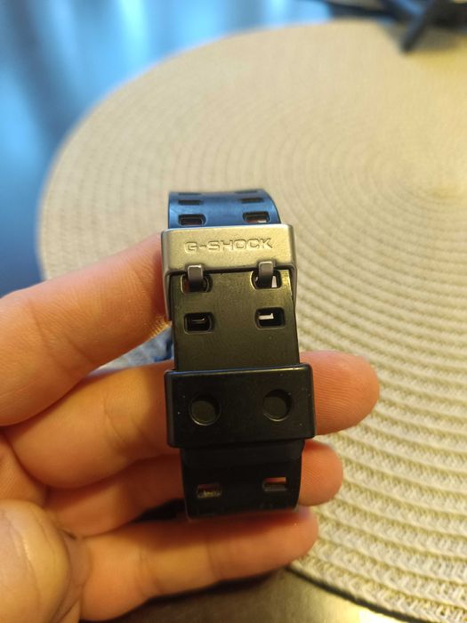 Часовник G Shock