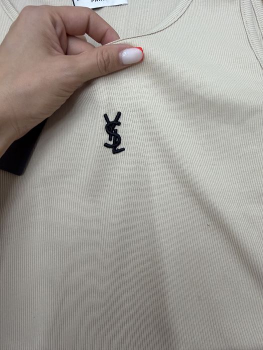 Майка ysl yves saint laurent 2026
